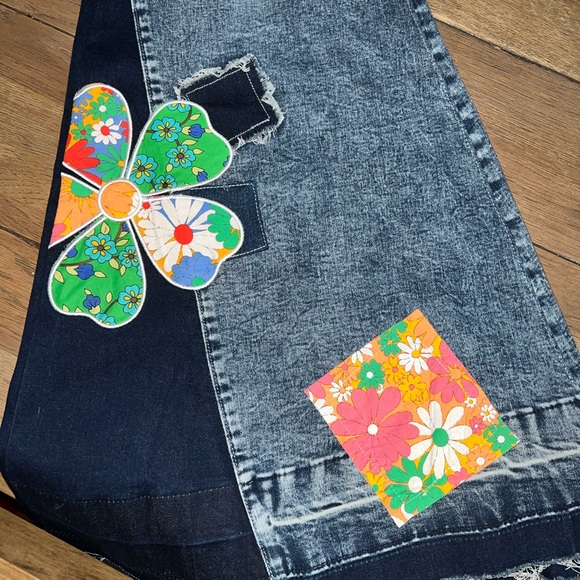 CURRENT MOOD BELL BOTTOM JEANS~ RETRO 1970”S SUPER CUTE RARE SIZE XXL FITS 12/13 - Picture 4 of 7